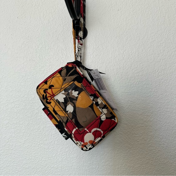 Vera Bradley Rose Quartz Accordion Wristlet - Picture 3 of 9